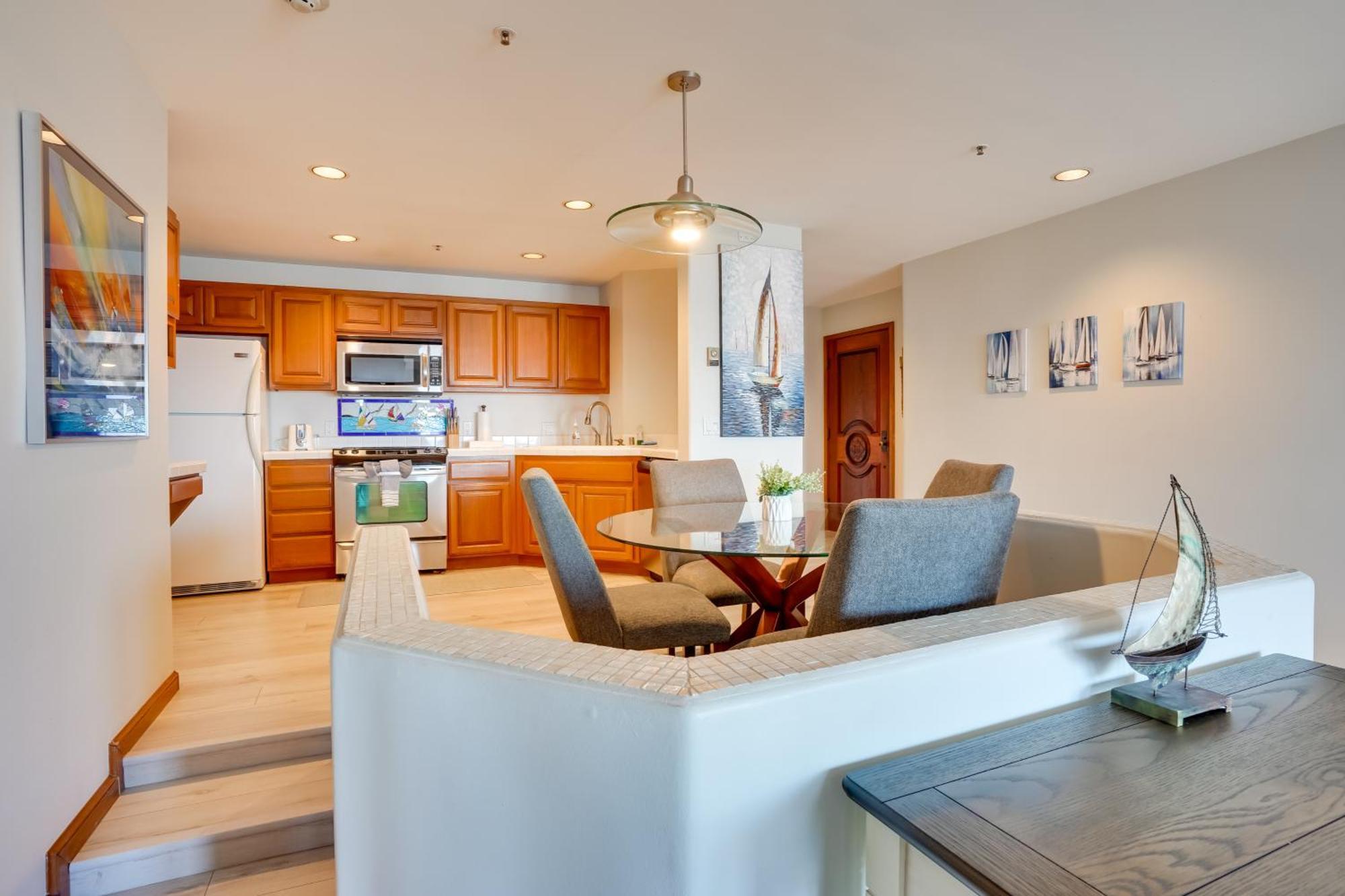 Bright Catalina Island Condo With Ocean Views! อาวาลอน ภายนอก รูปภาพ