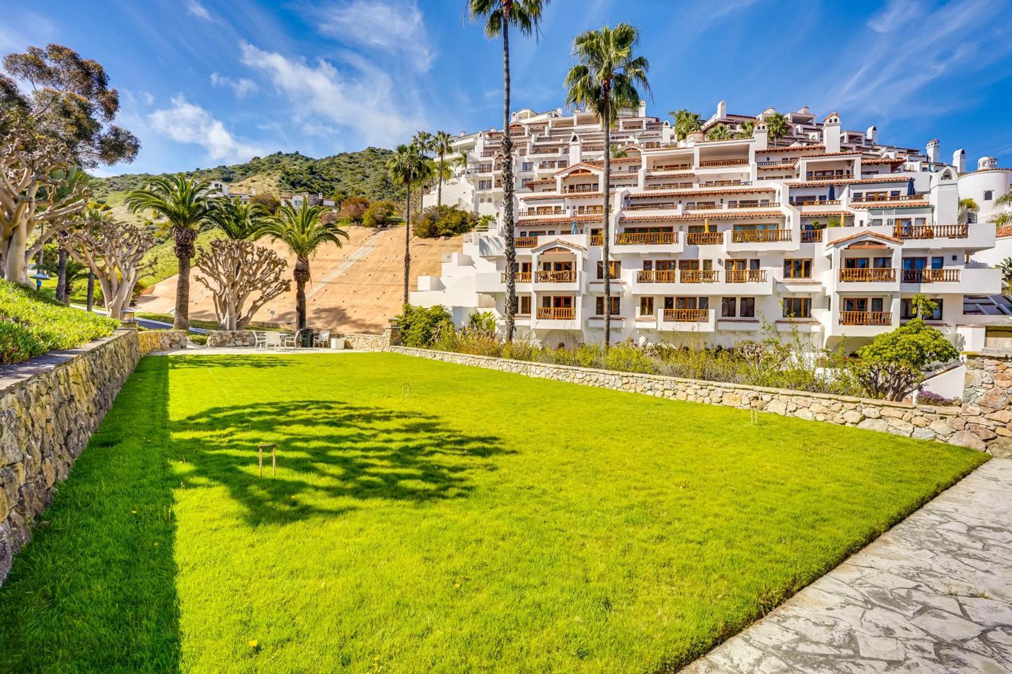 Bright Catalina Island Condo With Ocean Views! อาวาลอน ภายนอก รูปภาพ
