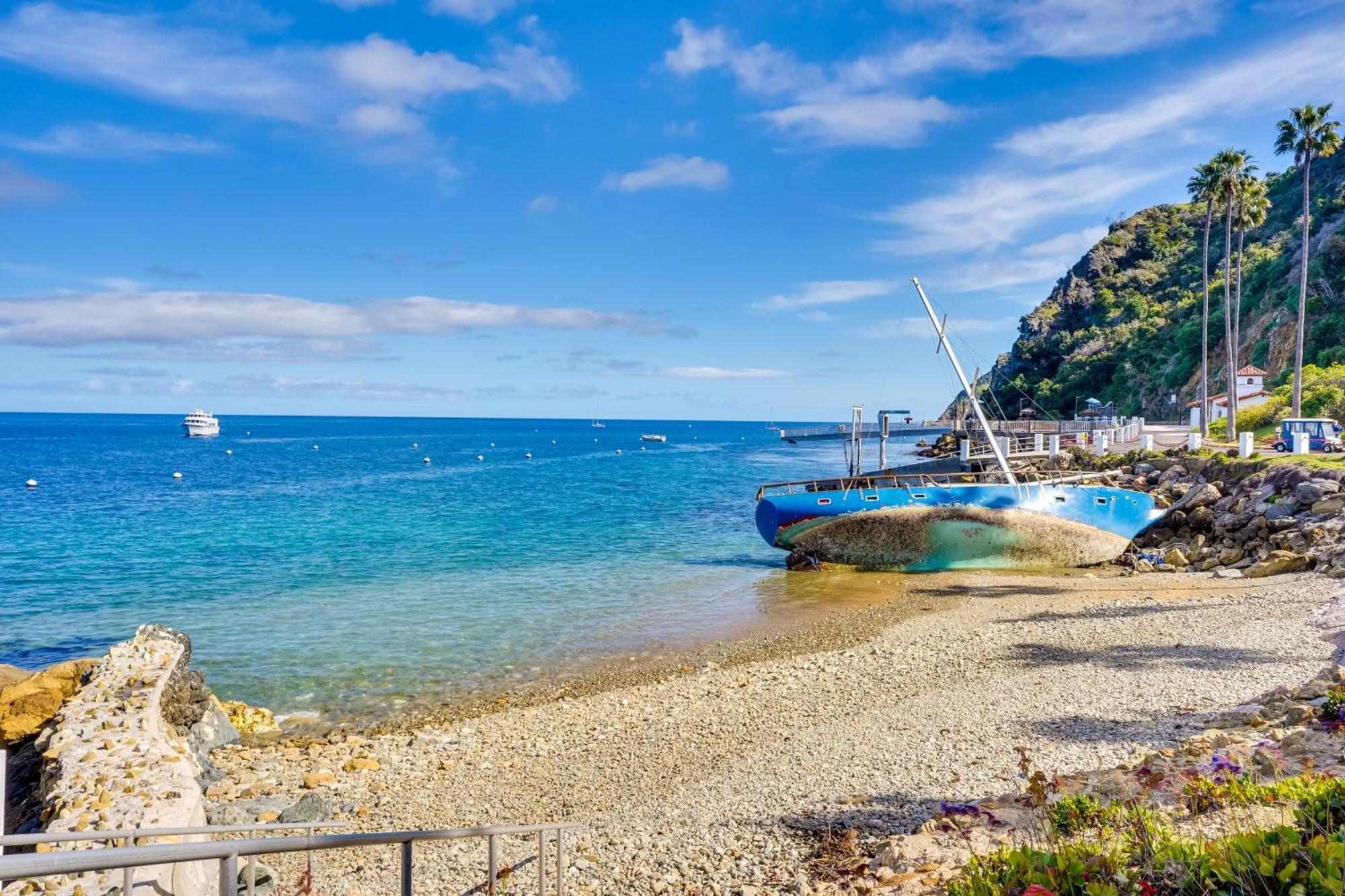 Bright Catalina Island Condo With Ocean Views! อาวาลอน ภายนอก รูปภาพ